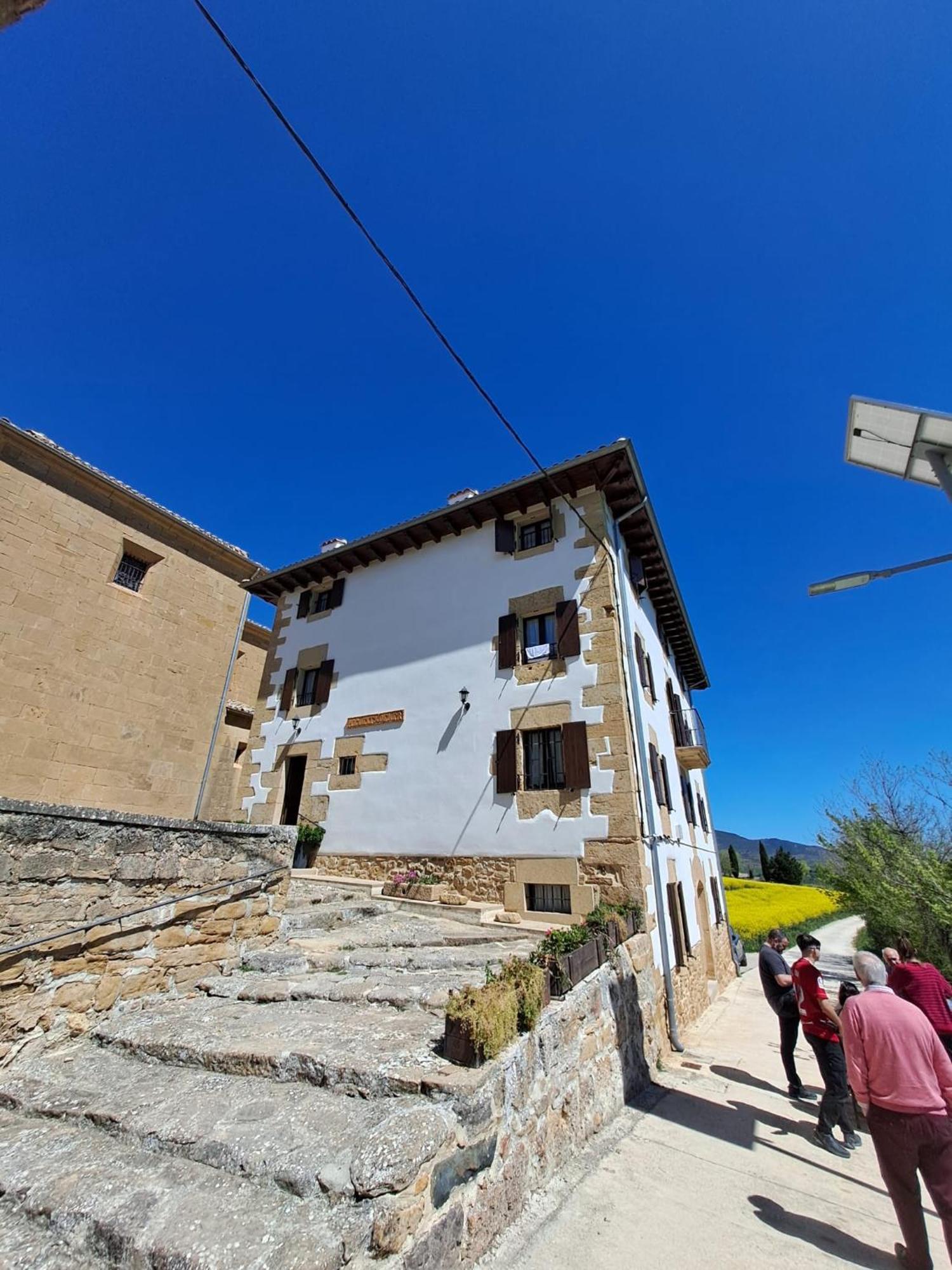 Migueltxoenea Villa Lacar Екстериор снимка